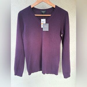 Charter Club Luxury 100% Cashmere V-Neck Sweater in Plum NWT Size Small